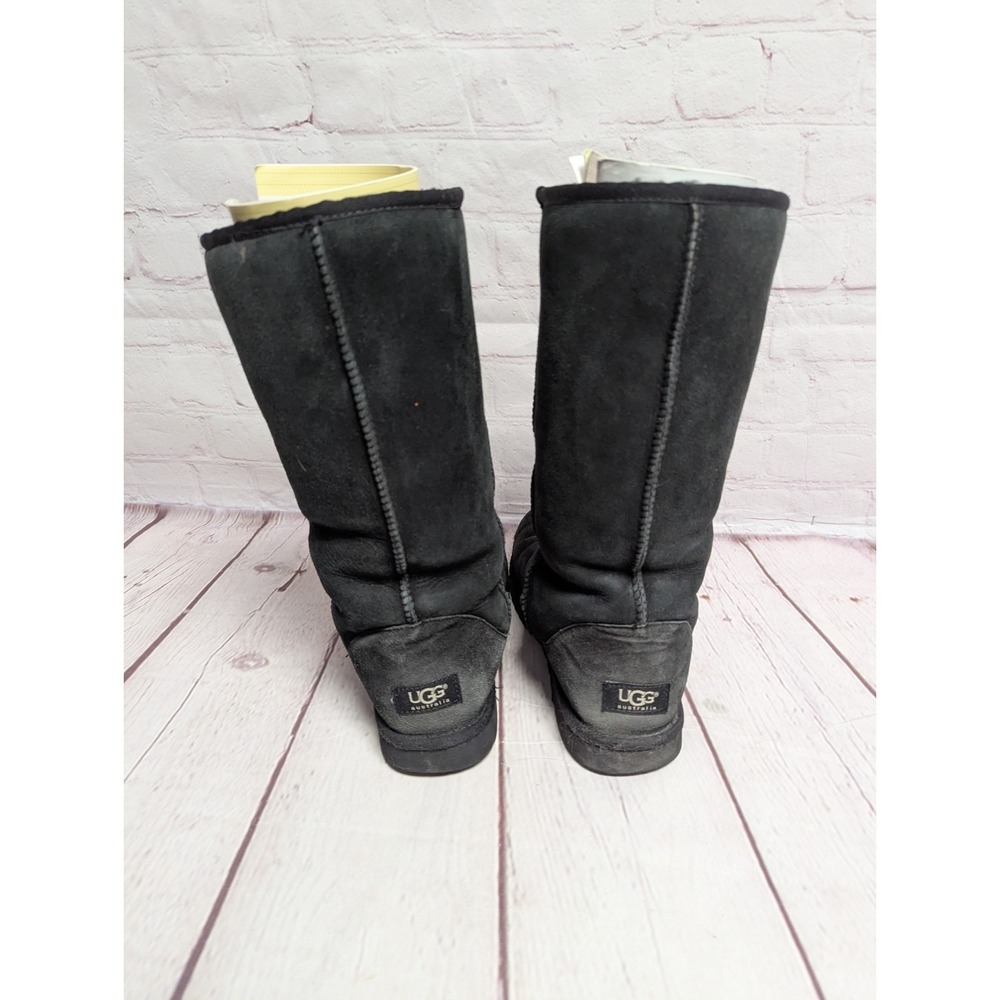 UGG Australia Women's 5815 Classic Black Suede Sheepskin Winter Boots Size 9 - Picture 4 of 9